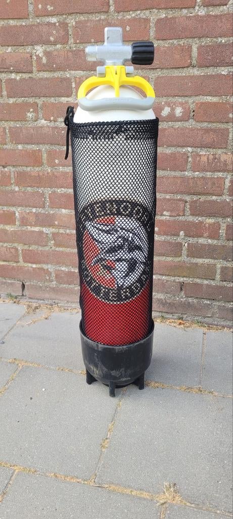 Duikfles 12 liter 300 bar met nieuwe keur, Watersport en Boten, Duiken, Ophalen of Verzenden, Duikfles