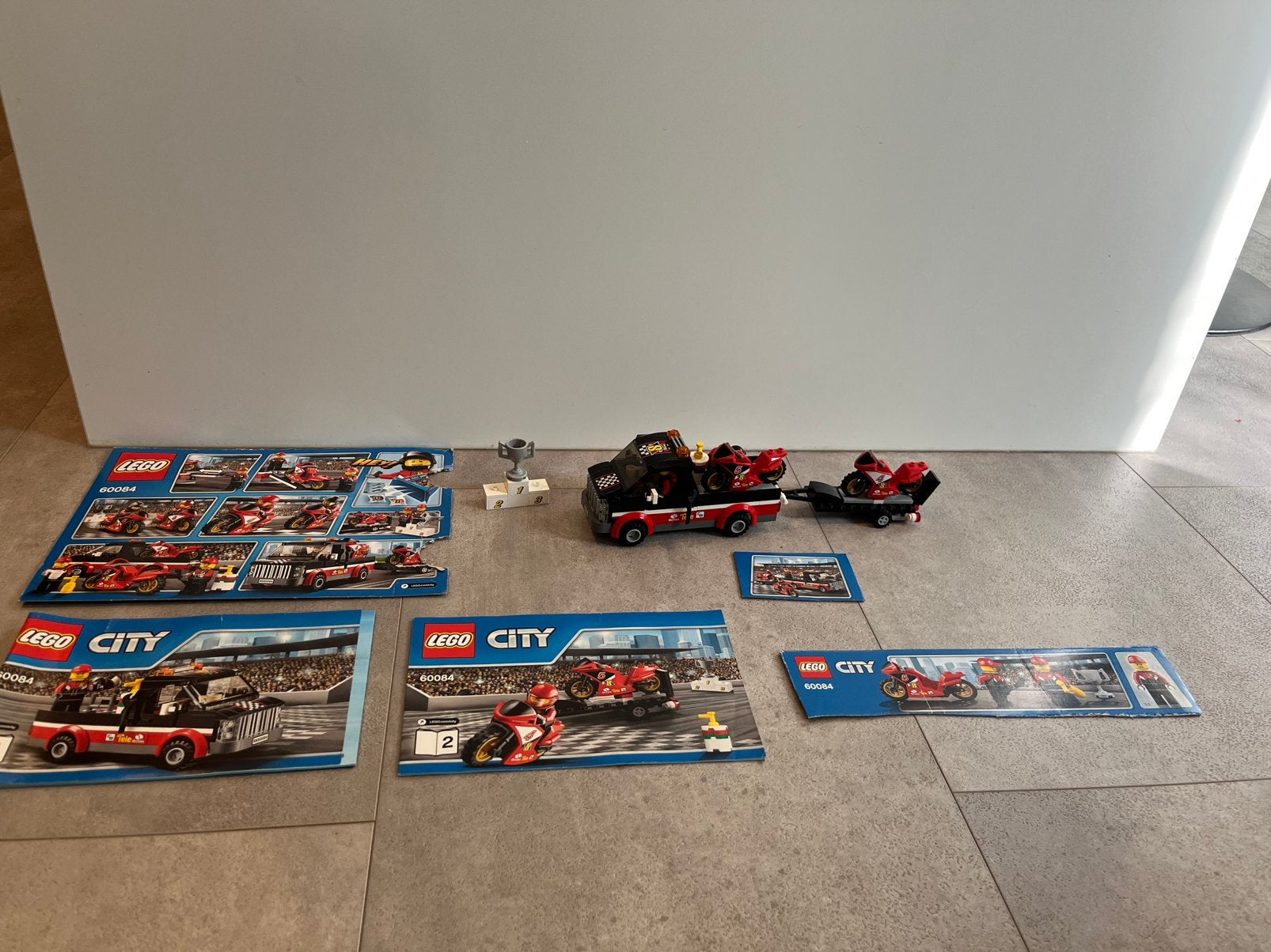 Lego city nr 60084, race motoren met auto en aanhanger, Ophalen of Verzenden, Gebruikt
