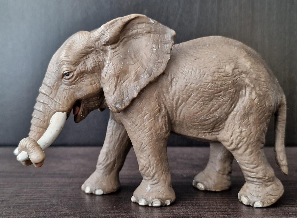 Schleich Wild Life Afrikaanse Olifant Koe - 2004, Ophalen of Verzenden, Gebruikt, Wild dier, Beeldje of Figuurtje