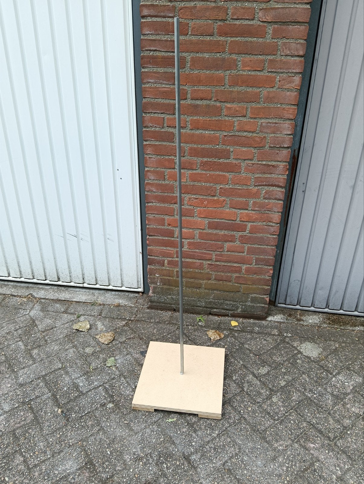 Ballonnen standaard met ijzeren buis - stevig en demontabel, Hobby en Vrije tijd, Feestartikelen, Ophalen of Verzenden, Zo goed als nieuw