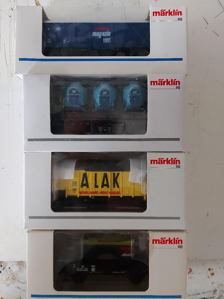 4 Marklin Wagons 2 x insider 2 x jaarwagen, Wisselstroom, Ophalen of Verzenden, Märklin, Nieuw