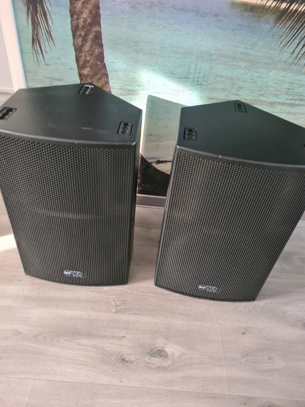 RCF TT25A Actieve Speakers (1x defect), Audio, Tv en Foto, Gebruikt, Overige typen, Ophalen, 150 watt of meer