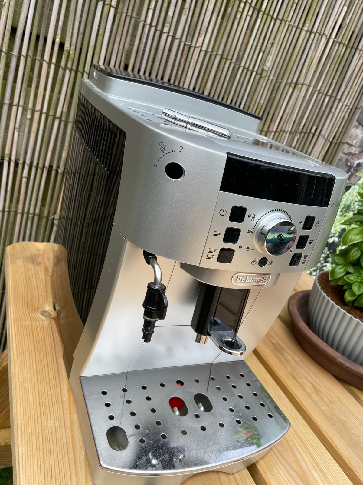DeLonghi Magnifica s / defect, Witgoed en Apparatuur, Koffiezetapparaten, Ophalen, Koffiemachine, Koffiebonen, Niet werkend