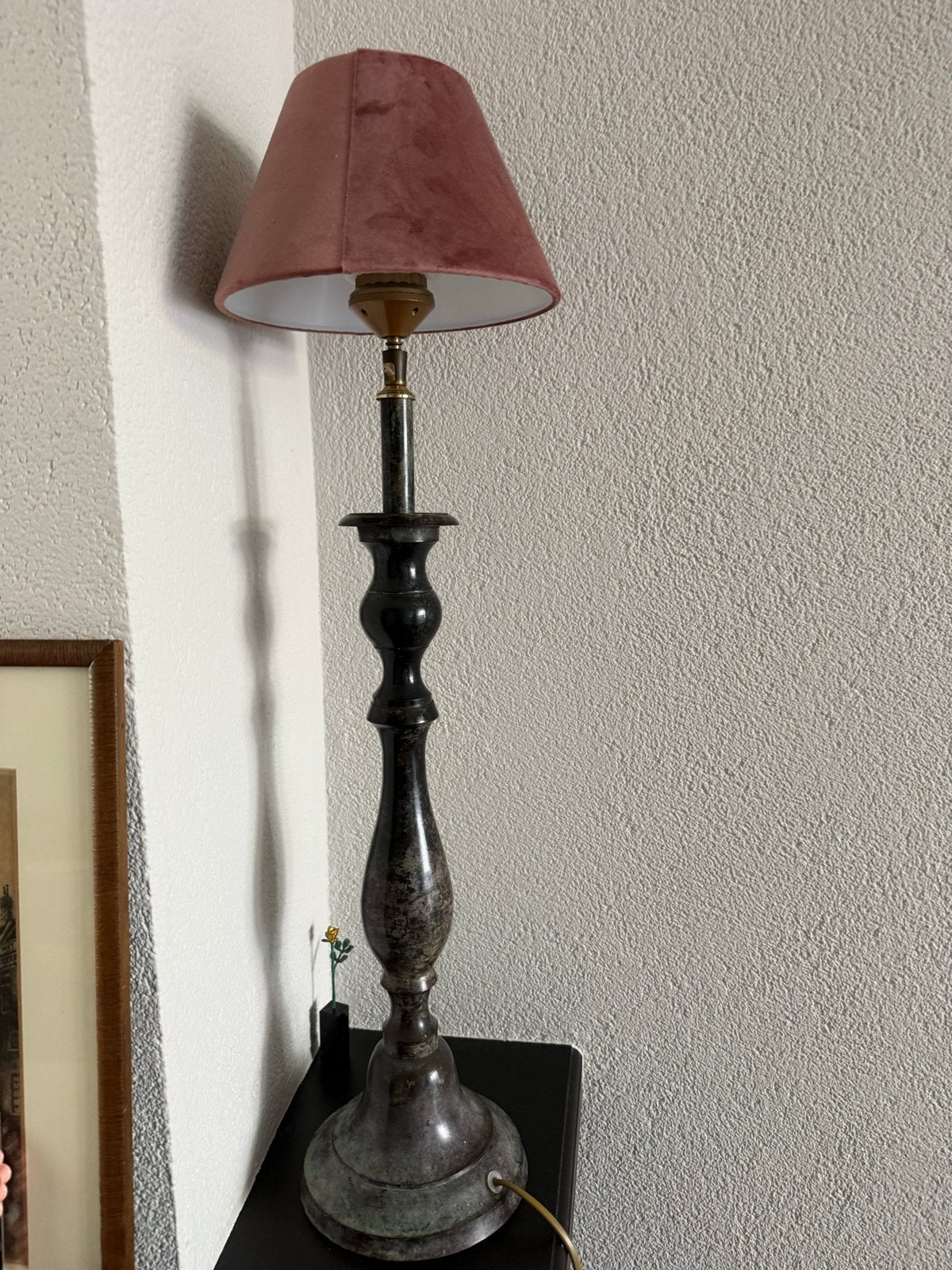 Vintage Tafellamp met Roze Velours Kap - 75cm Hoog, Antiek en Kunst, Ophalen