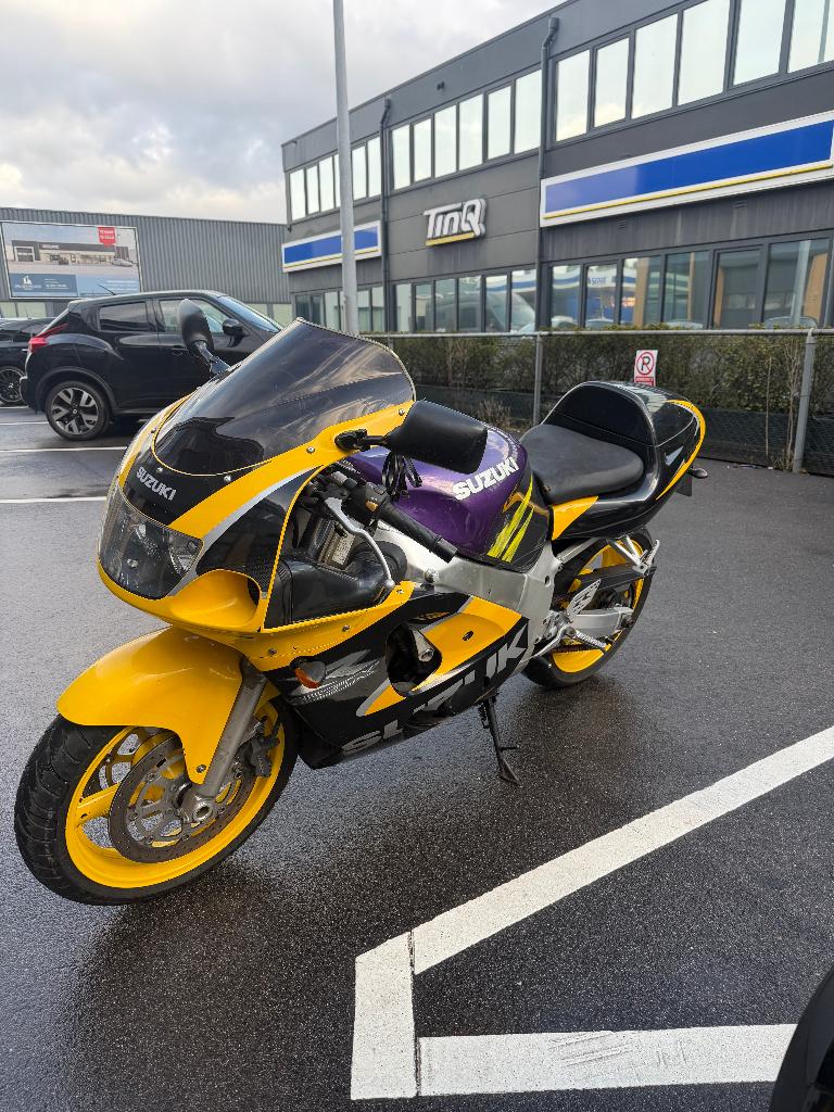 Suzuki GSX-R SRAD | Loopt/Rijdt | Opknapper | Zo meenemen