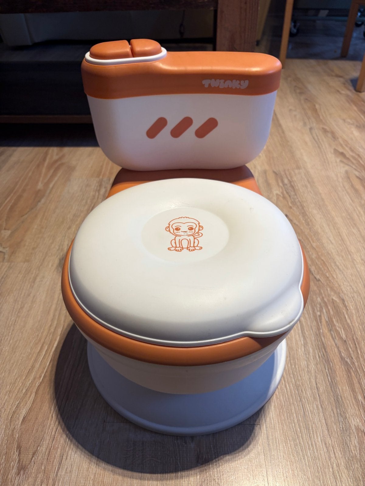 Twinky Potje - Oranje en Wit - Met muziek & flush knop, Ophalen of Verzenden, Zo goed als nieuw, Overige typen, Overige merken
