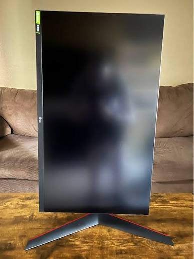 LG 27GL850 27" 1440p monitor, 144Hz, Gaming, Ingebouwde speakers, IPS, 101 t/m 150 Hz