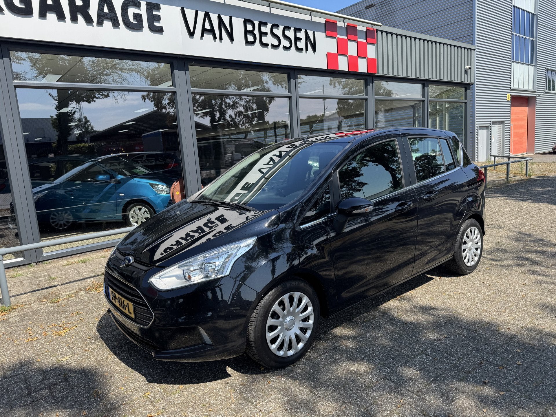Ford B-MAX 1.6 TI-VCT Titanium AUTOMAAT-STOELVERW-LEDER, Auto's, Gebruikt, 4 cilinders, Zwart, 480 kg