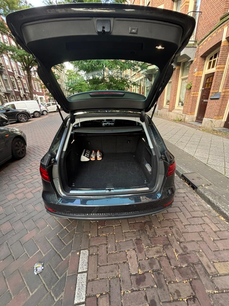 Audi A4 30 TDI 122pk S Tronic 2019 Grijs TAXI, A4, 122 pk, Leder, Stationwagon