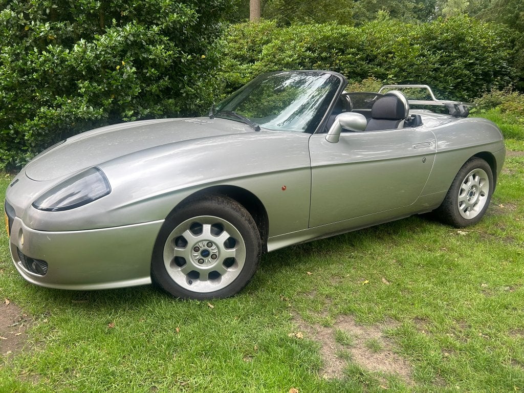 Fiat Barchetta 1.8 16V 2001 Grijs, Auto's, Voorwielaandrijving, 450 kg, 40 €/maand, Zwart