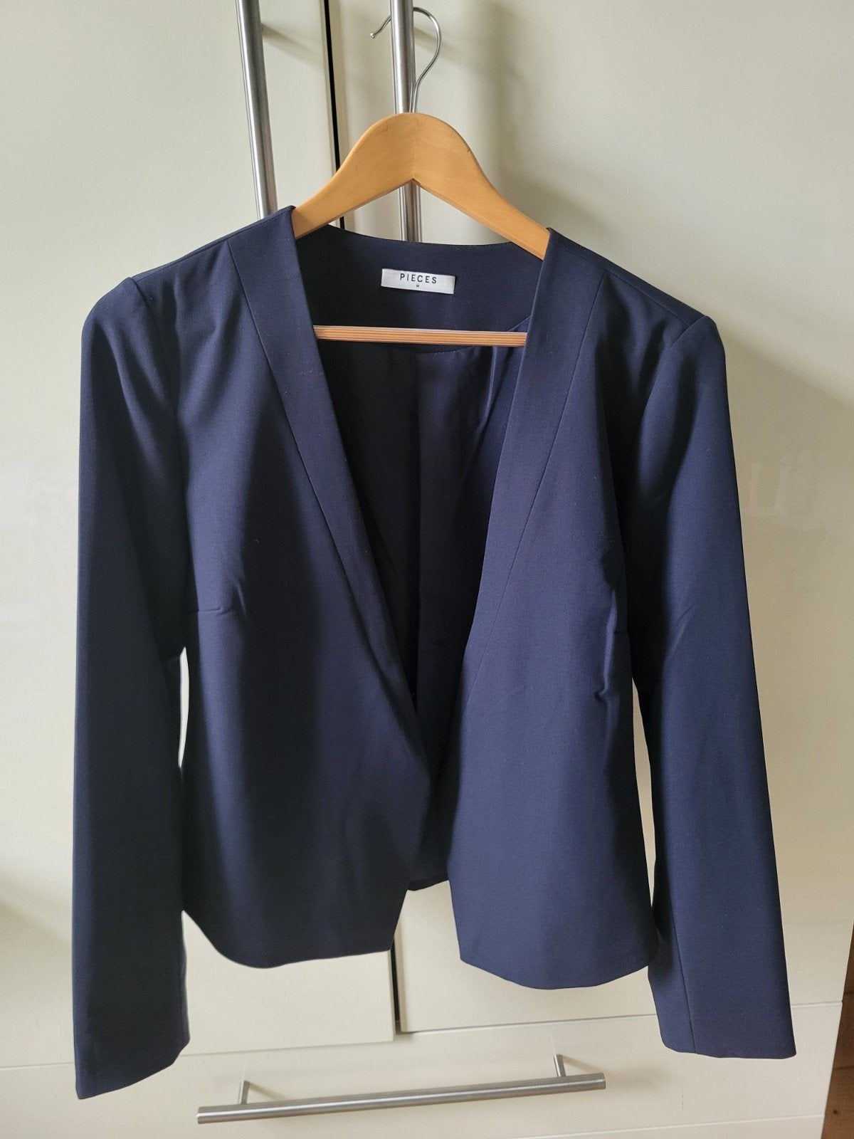 Donkerblauwe blazer maat M, Maat 38/40 (M), Blauw, Nieuw, Ophalen of Verzenden