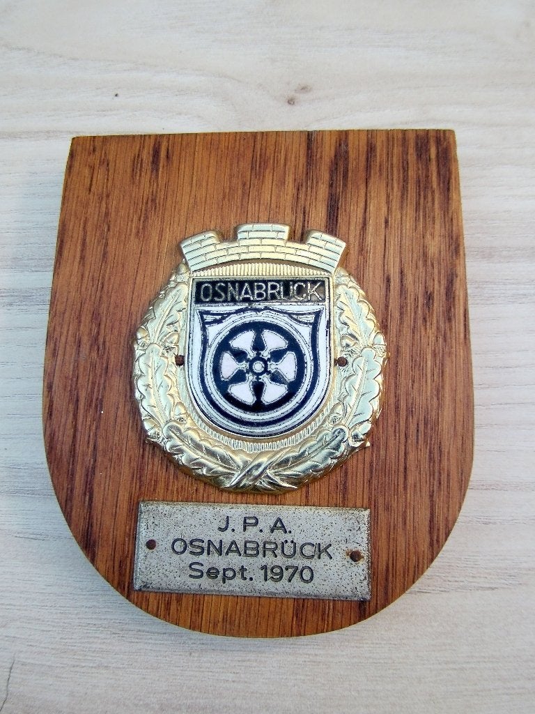 Wapenschild Landesjustizprüfungsamt JPA Osnabrück, Ophalen of Verzenden, Overige soorten, Duitsland, Embleem of Badge
