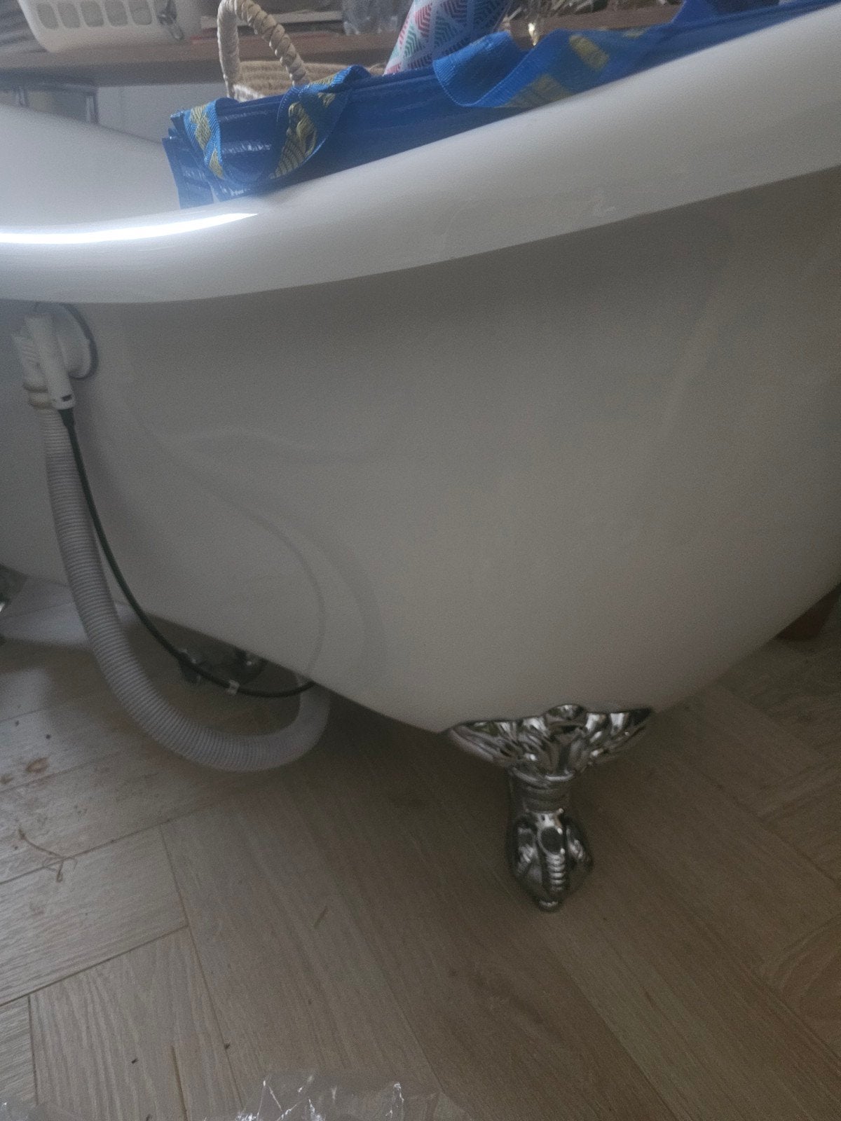 Vrijstaand ligbad op pootjes - in prima staat, Huis en Inrichting, Badkamer | Complete badkamers, Ophalen, Zo goed als nieuw, Met bad