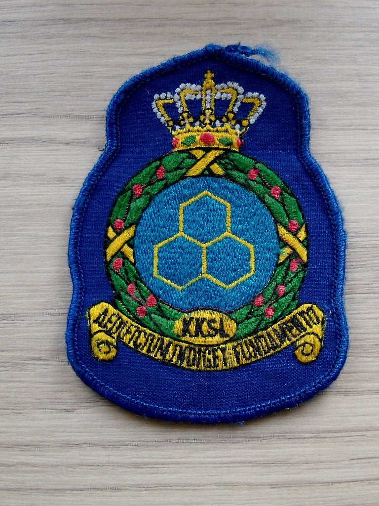 Kroon patch Koninklijke Kaderschool Luchtmacht (KKSL), Verzamelen, Militaria | Algemeen, Verzenden, Luchtmacht, Nederland, Embleem of Badge
