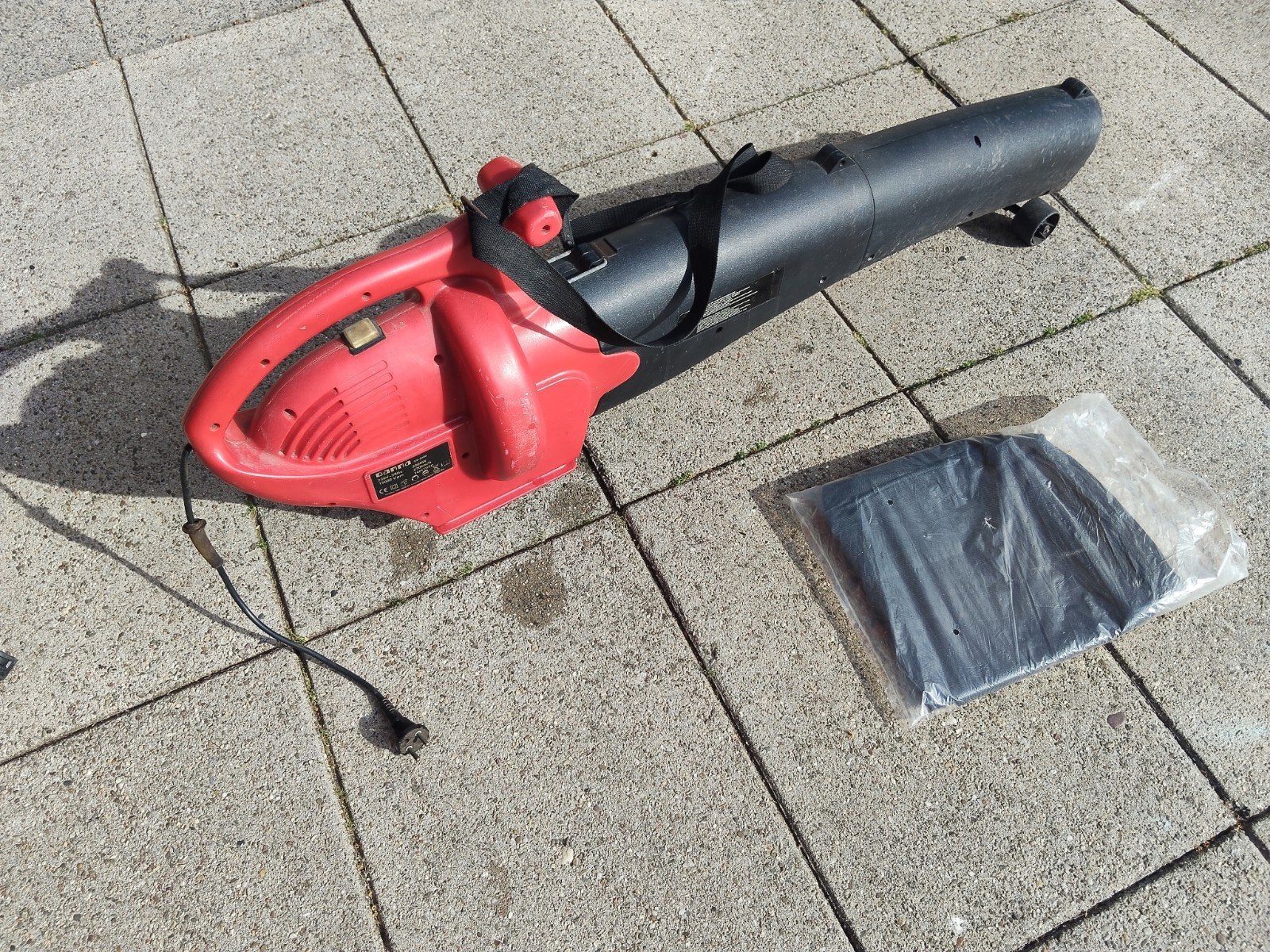 Bladblazer/zuiger gamma 1500toeren, met nieuwe stofzak, Gebruikt, Handgedragen, Met opvangzak, Elektrisch