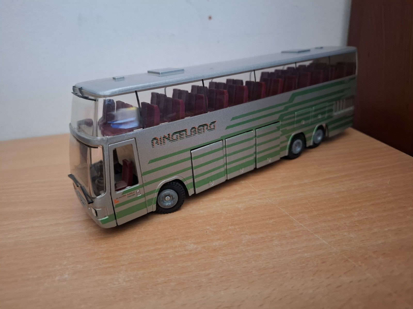 daf Sb 3000 Ringelberg  ,Rekro reizen, Hobby en Vrije tijd, Modelauto's | 1:50, Ophalen of Verzenden, Zo goed als nieuw, Bus of Vrachtwagen
