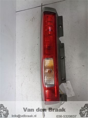 Renault Trafic 2006-2011 Achterlicht links, Nissan, Gebruikt, -, Herkomst onderdeel bekend