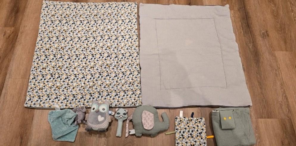 Super leuke complete baby boxkleden set., Ophalen of Verzenden, Zo goed als nieuw, Boxkleed