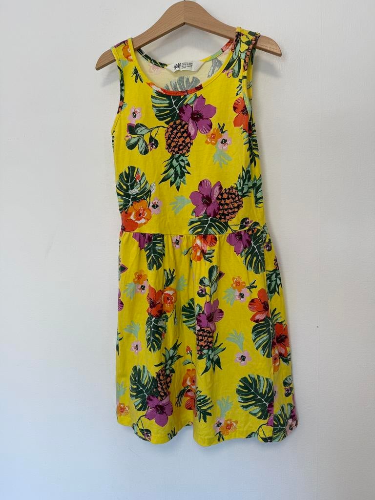 H&M jurk geel met tropische print maat 134 140, Ophalen of Verzenden, Zo goed als nieuw, Meisje, Jurk of Rok