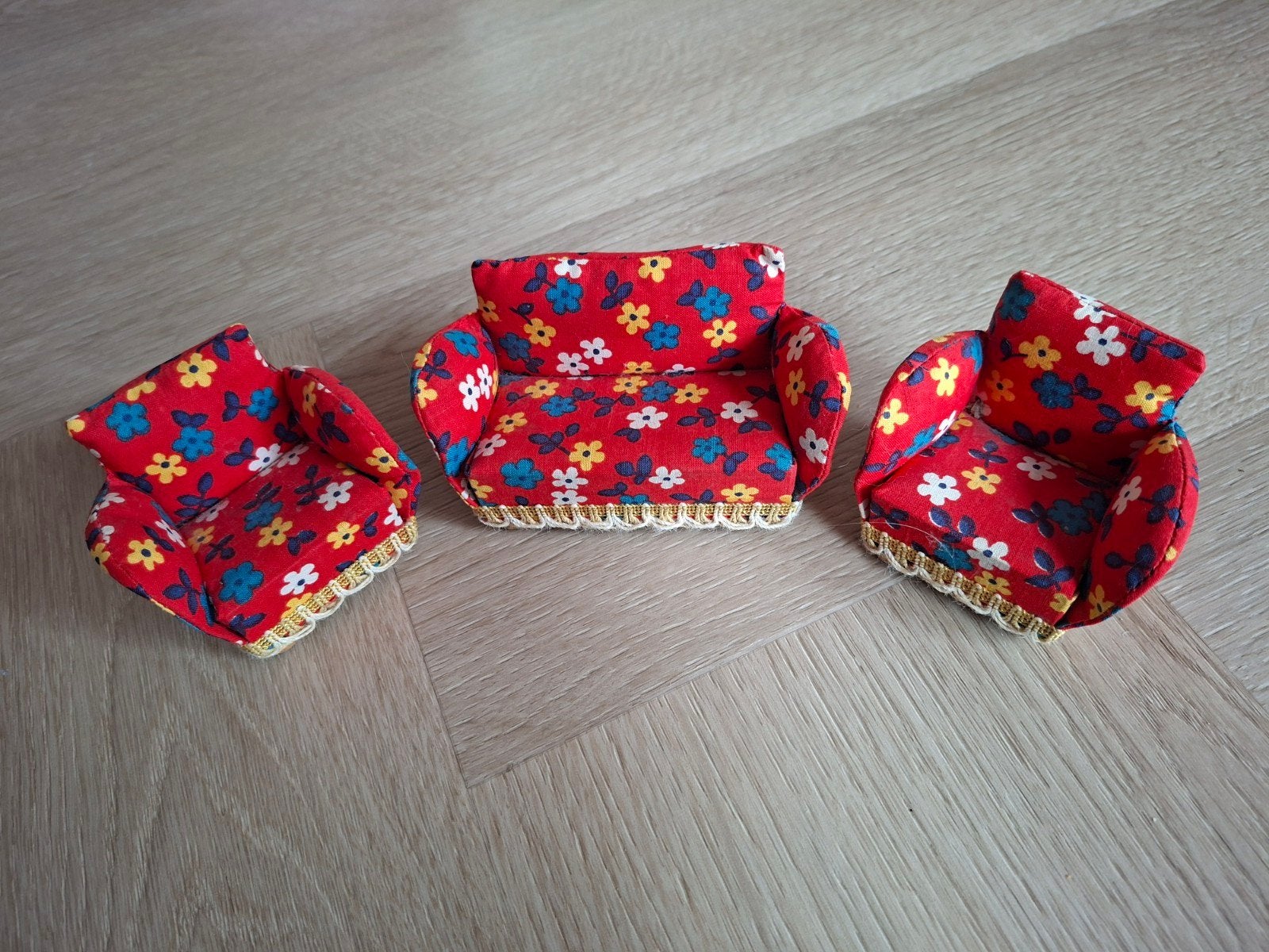 Vintage Lundby / Lerro poppenhuis bankstel (jaren 70) – Rood, Kinderen en Baby's, Ophalen of Verzenden, Zo goed als nieuw, Toebehoren