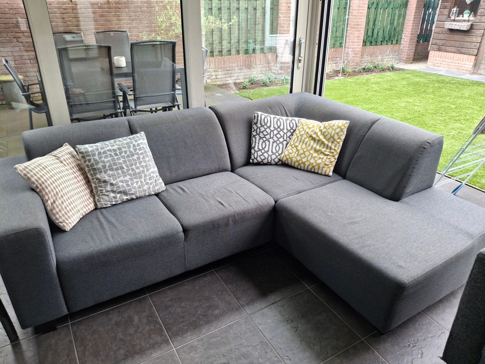 Kleine hoekbank met optionele stoel voor fuifhoek/mancave, Gebruikt, Hoekbank, 75 tot 100 cm, Ophalen of Verzenden