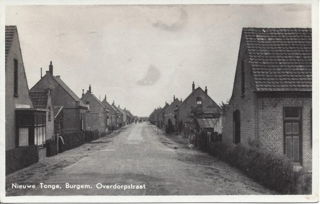 Nieuwe Tonge (Z.H.) Burgem. Overdorpstraat, gelopen 1951, Ophalen of Verzenden, 1940 tot 1960, Gelopen, Zuid-Holland