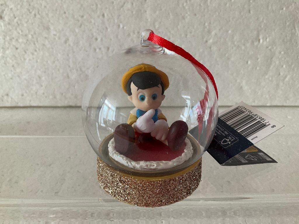 Disney Pinocchio - globe - kerstbal, Verzamelen, Disney, Ophalen of Verzenden, Peter Pan of Pinokkio, Zo goed als nieuw, Beeldje of Figuurtje