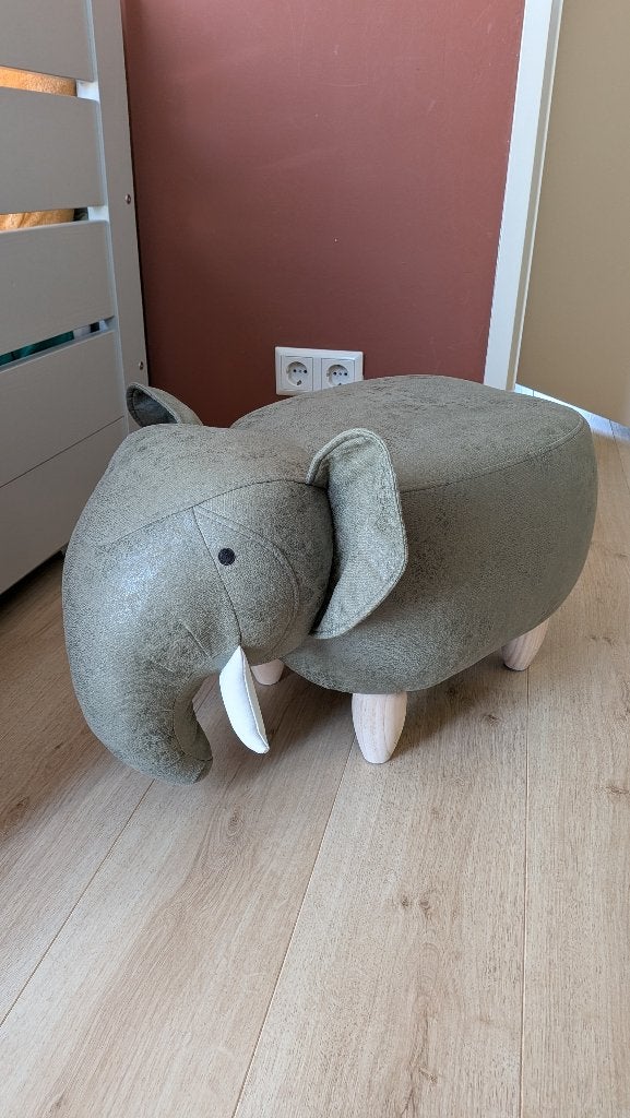 Olifant kruk/poef voor kinderen, Ophalen, Zo goed als nieuw, Overige materialen