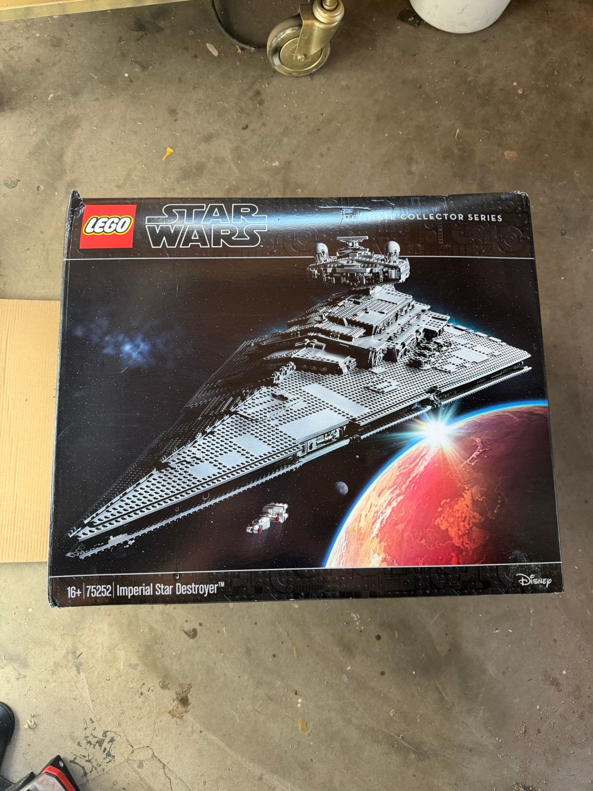 LEGO 75252 Imperial Star Destroyer (alleen doos + boek), Verzamelen, Ophalen of Verzenden, Gebruikt