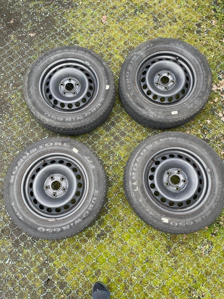 4 Banden roadstone Eurowin 650 195/65R15 met velg, Ophalen of Verzenden, Gebruikt