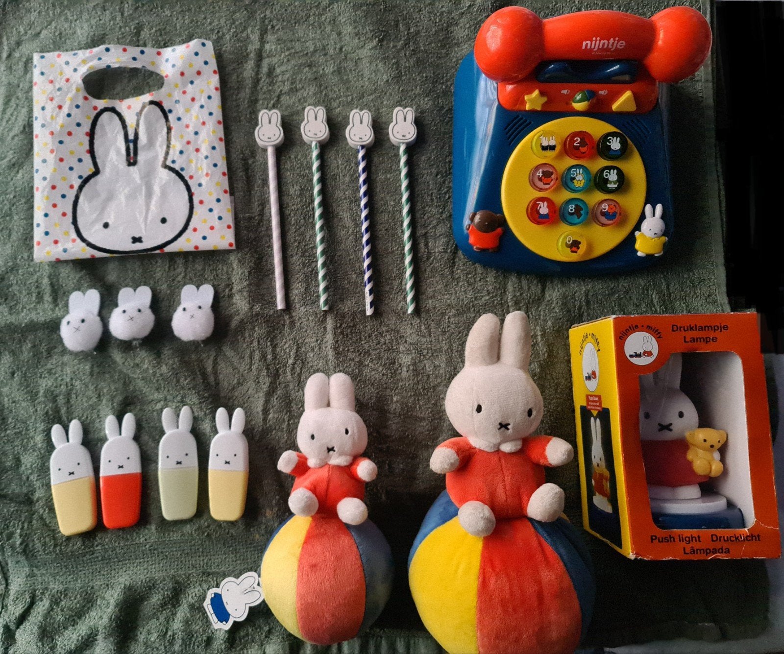 Grote Nijnjte collectie tuimelaars, telefoon, lampje en meer, Ophalen of Verzenden, Nieuw, Jongen of Meisje