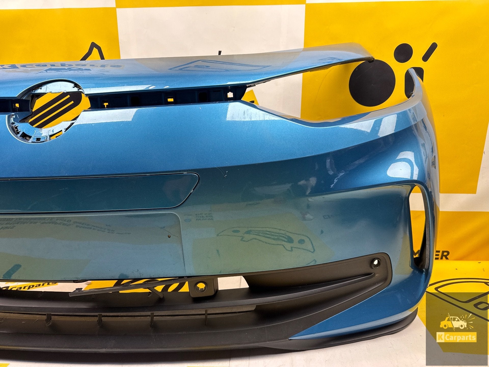VW ID3 FACELIFT VOORBUMPER 6PDC 10A807221A Facelift, Gebruikt, Volkswagen AG, Bumper, Berliner Ring 2
38440  Wolfsburg, DE