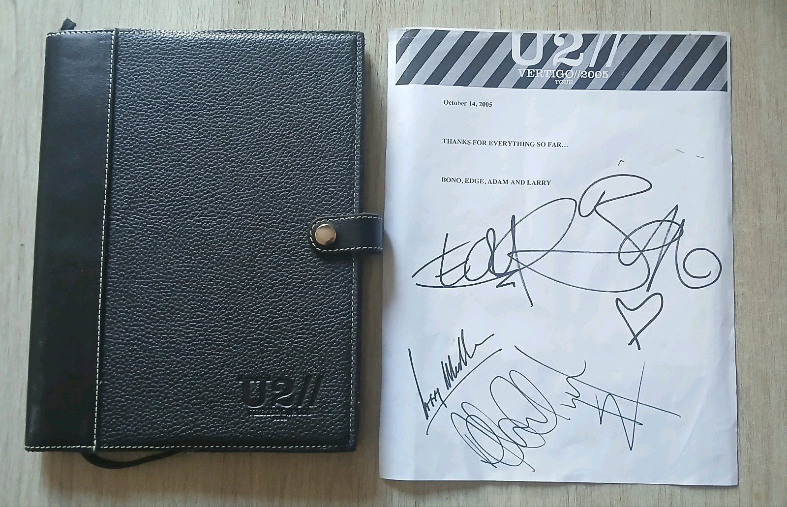 u2 Vertigo tour 2005 itinerary diary leather wallet, Ophalen of Verzenden, Zo goed als nieuw, Overige formaten, Poprock