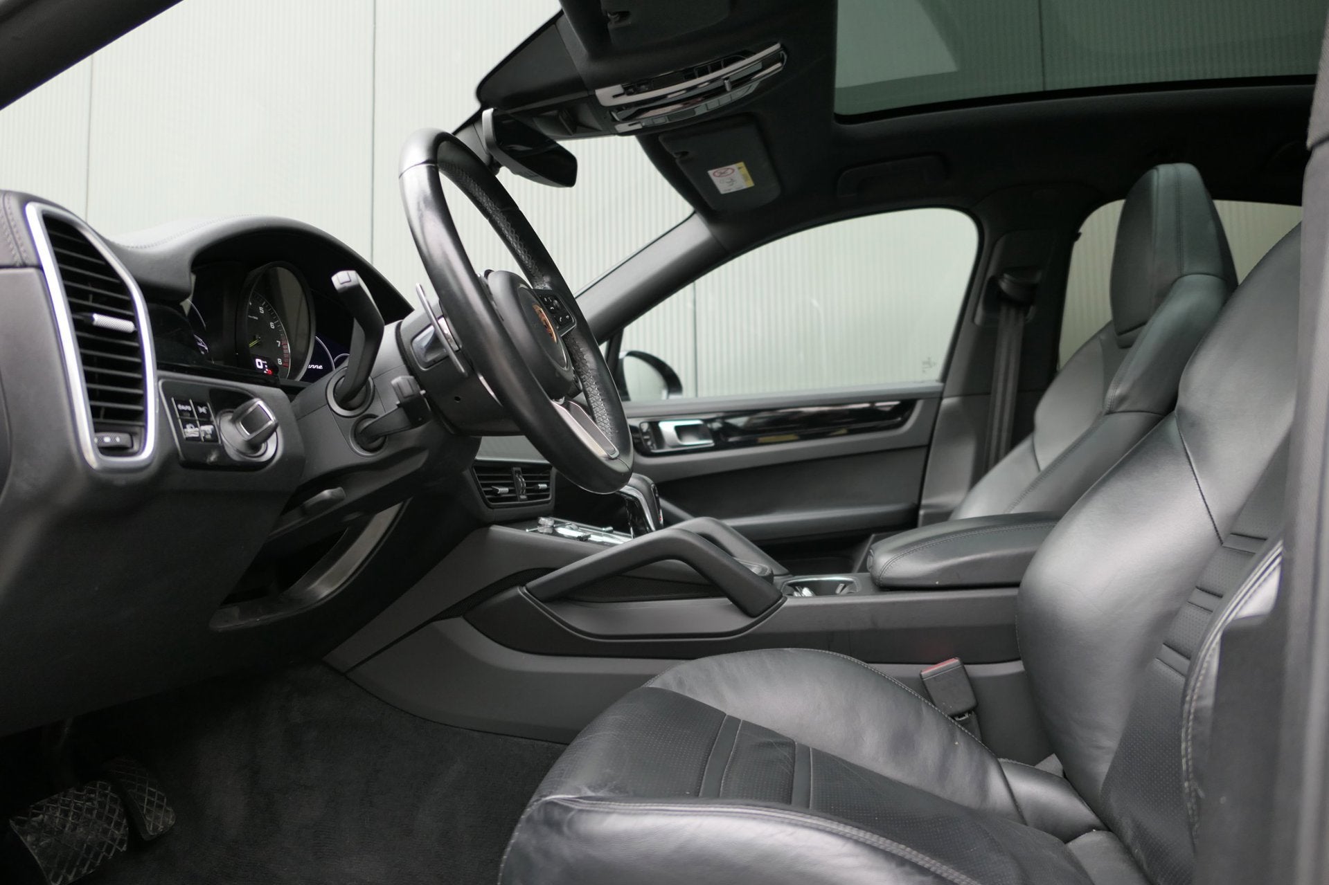 Porsche Cayenne Coupé 3.0 E-Hybrid Panorama Sportchrono BOS, Auto's, Automaat, Cayenne, 14 kWh, Gebruikt