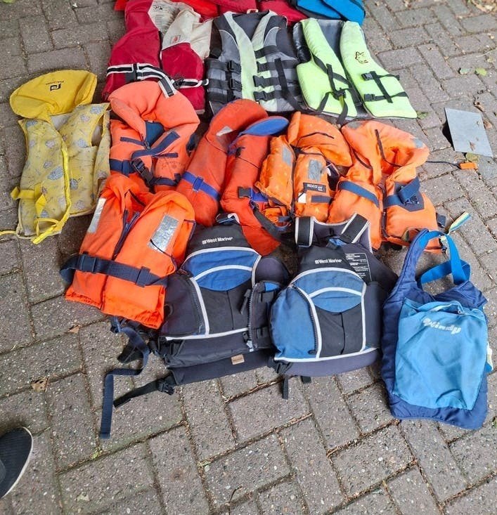 Reddingsvesten en zwemvesten - Diverse maten en types, Ophalen, Gebruikt, Overige typen