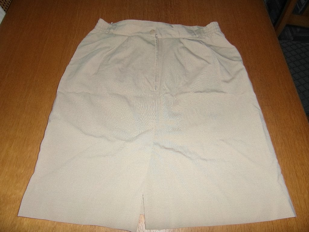 beige rok, Kleding | Dames, Maat 38/40 (M), Beige, Ophalen of Verzenden, Zo goed als nieuw