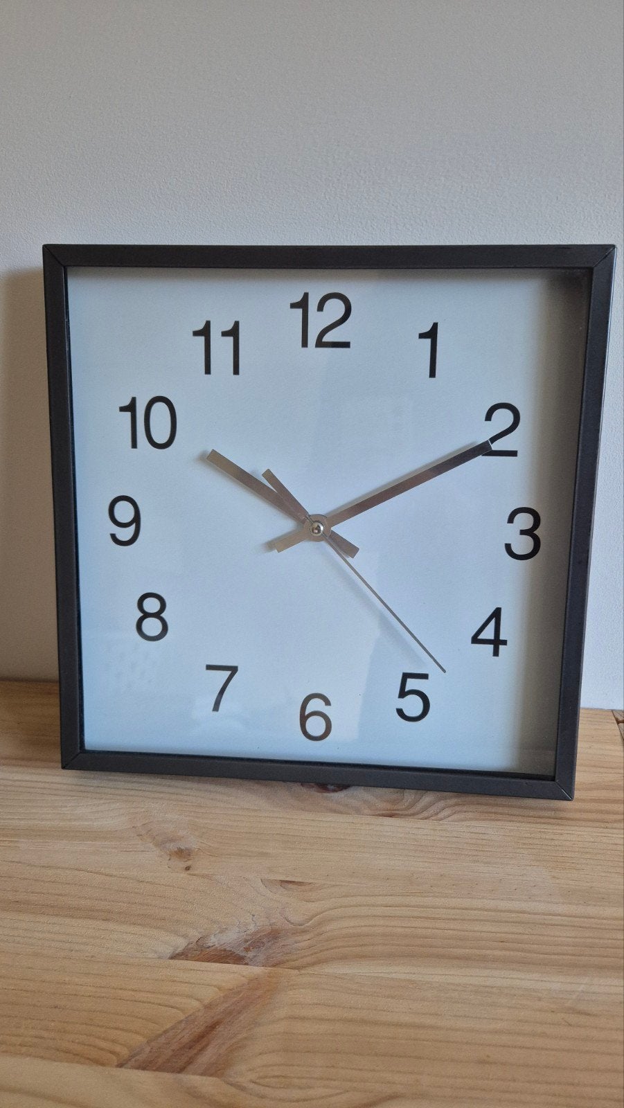 vierkante wandklok - Antraciet/Wit, Wandklok, Analoog, Werkt op batterijen, Ophalen of Verzenden