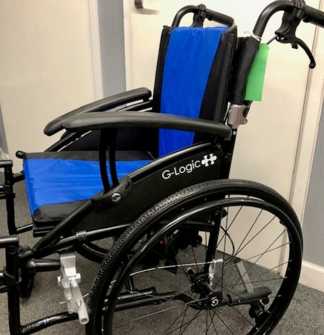 Excel G-Logic rolstoel lichtgewicht inklapbaar, Diversen, Rolstoelen, Ophalen, Zo goed als nieuw, Duwrolstoel