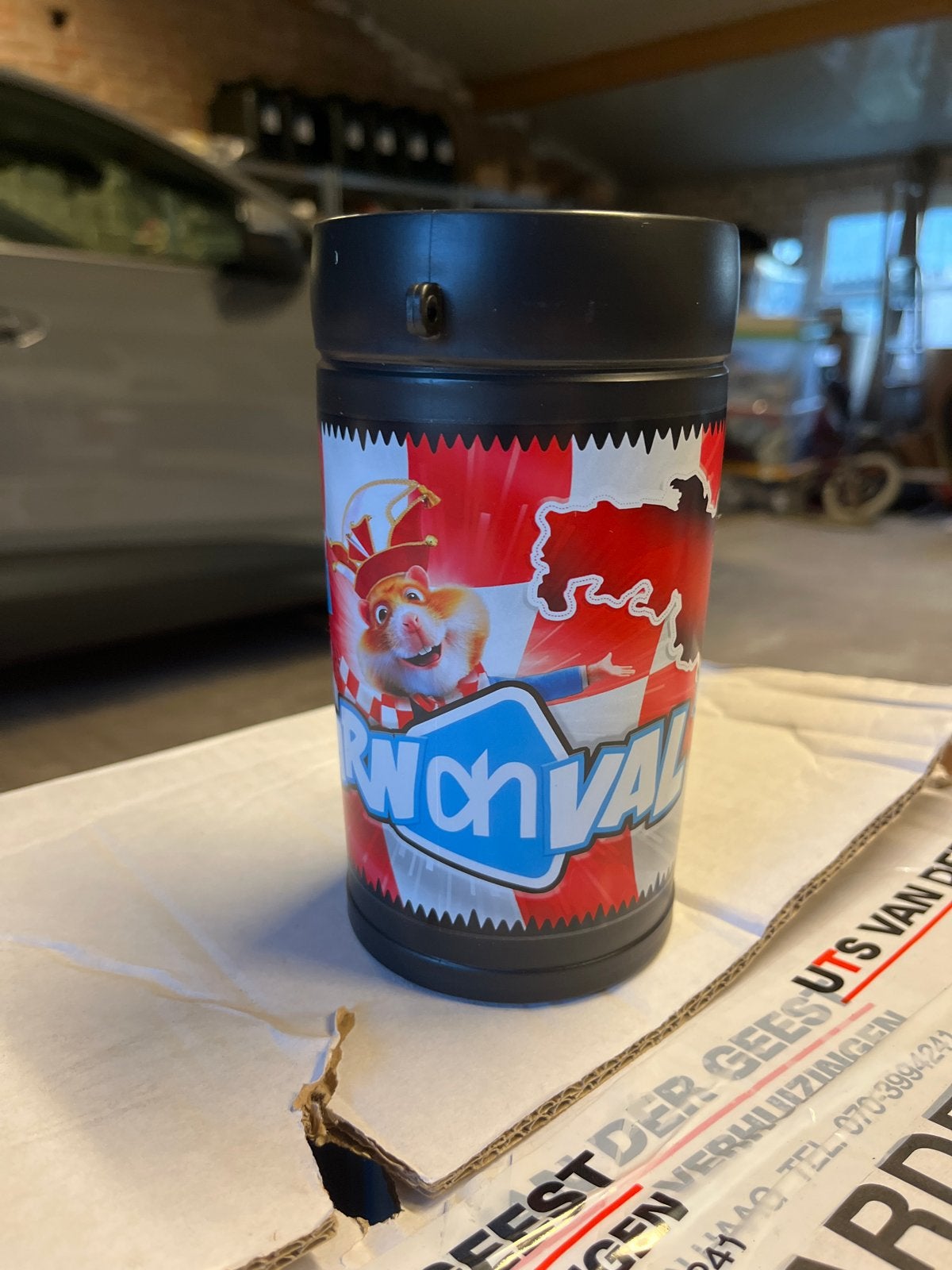 Carnaval Brabant beker met handvat, Ophalen of Verzenden, Zo goed als nieuw, Feestartikel, Carnaval