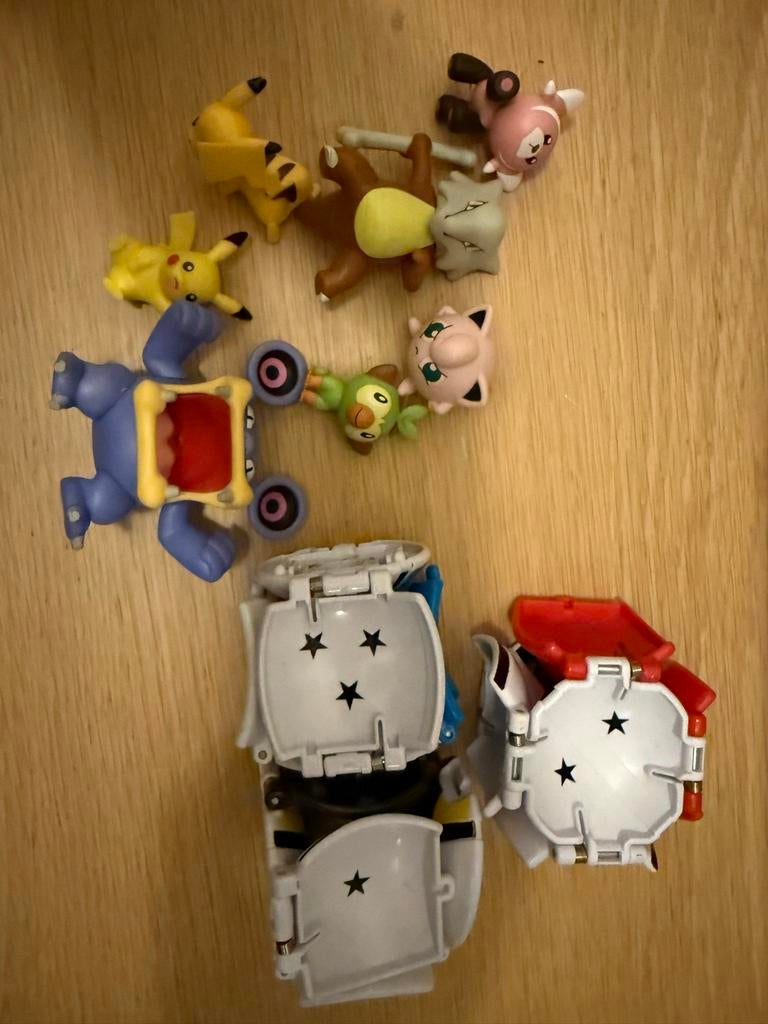 Pokémon figuren en Pokéballen set, Ophalen of Verzenden, Gebruikt, Jongen of Meisje