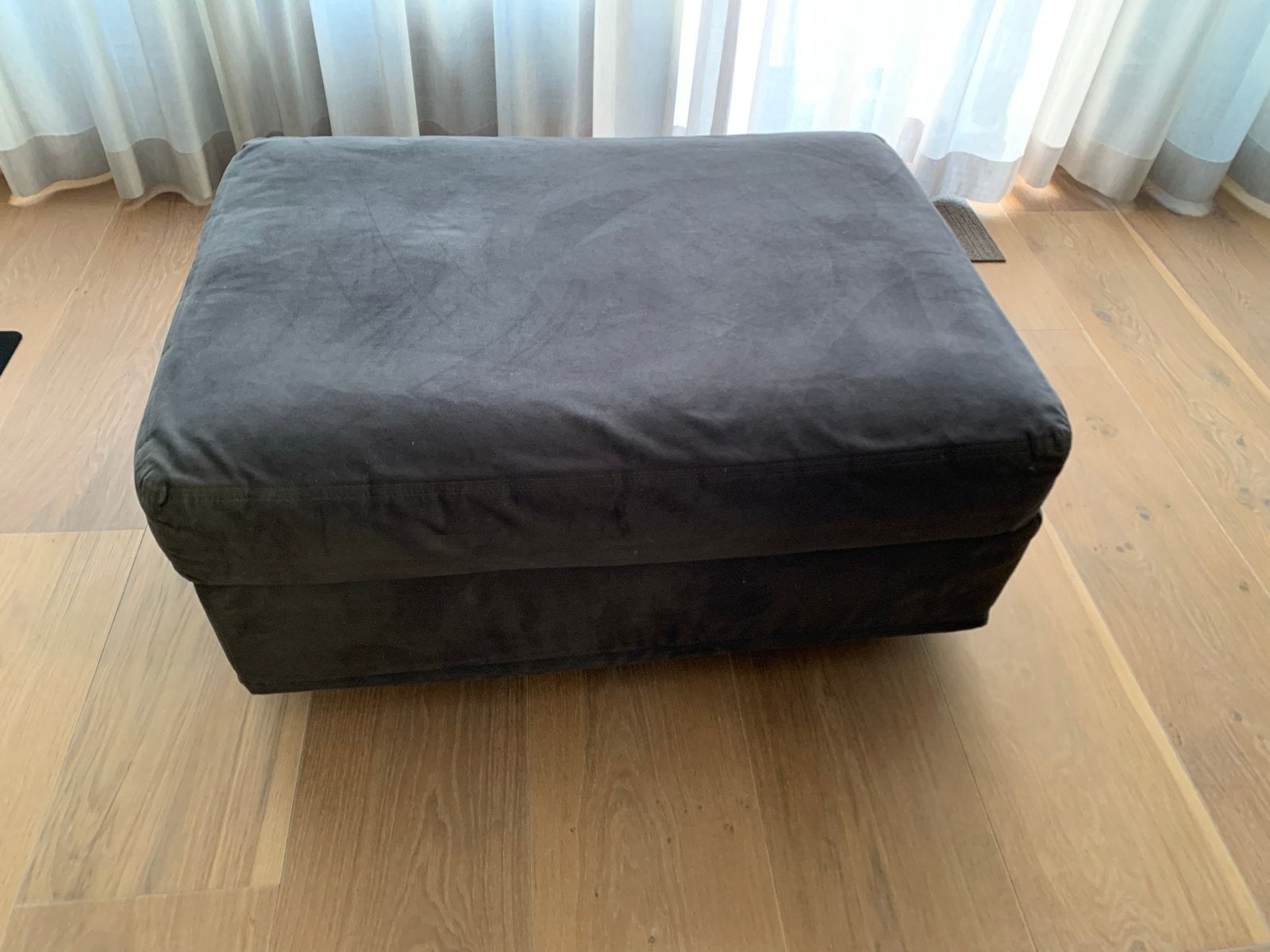 Hocker , als nieuw, donkergrijs., Zo goed als nieuw, 75 tot 100 cm, Stof, Rechthoekig