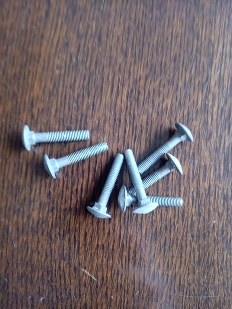 Slot-boutjes en moeren M5, lang 30 mm, Ophalen of Verzenden, Zo goed als nieuw