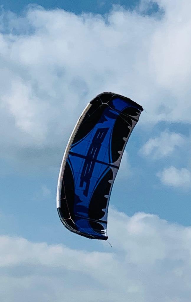 Best Nemesis kite 9m2, 9 m², Geen board, Ophalen of Verzenden, Zo goed als nieuw