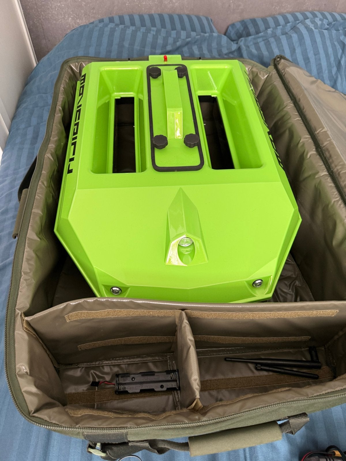 Navigator Voerboot met Toslon TF500 dieptemeter, Ophalen, Nieuw, Overige typen
