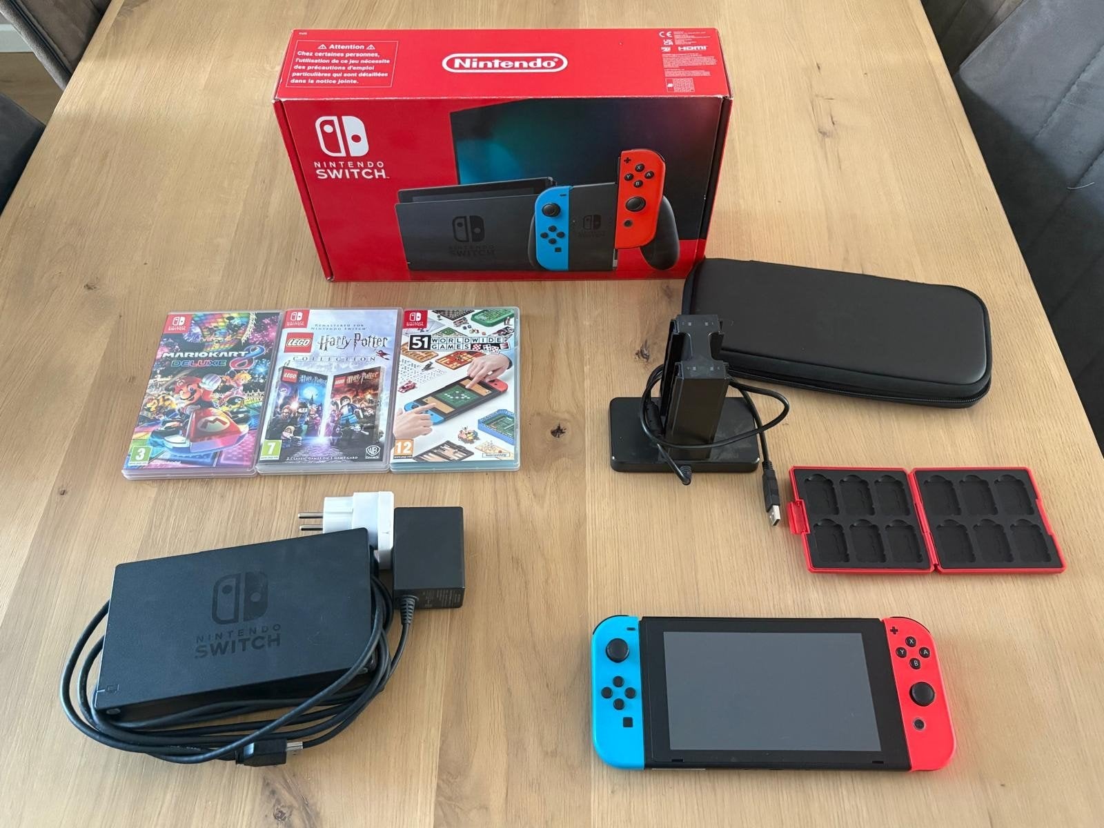 Nintendo Switch met 3 games en accessoires, Switch 2019 Upgrade, Met games, Met 2 controllers, Ophalen of Verzenden