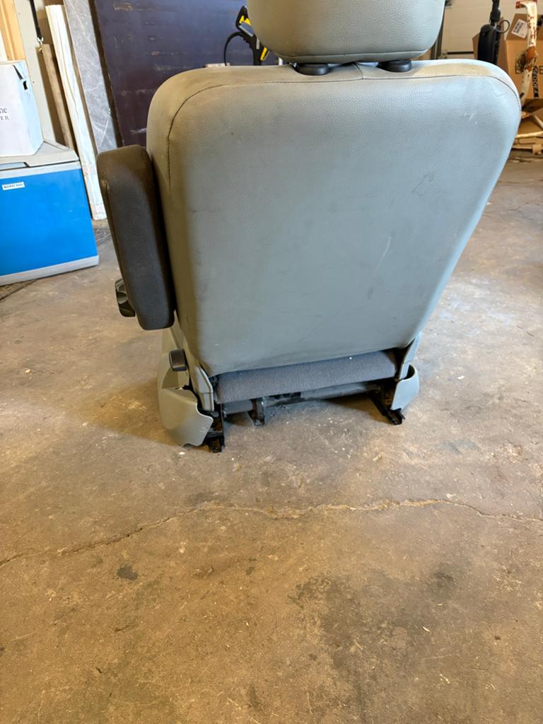 Gebruikte passagiersstoel Renault Trafic / Opel Vivaro / Nis, Auto-onderdelen, Ophalen, Gebruikt, Renault