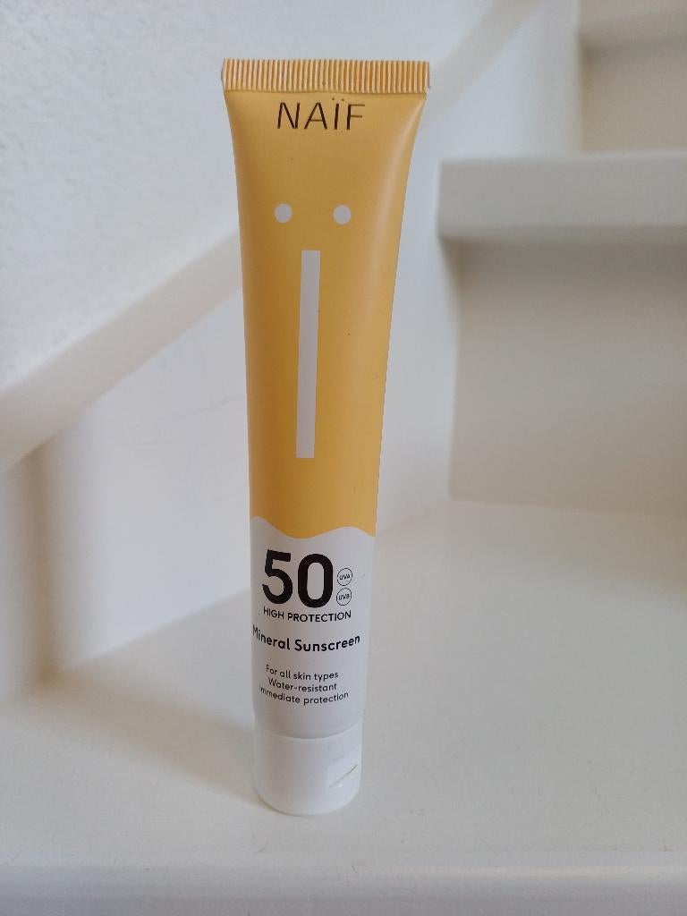 NAIF MINERAL SUNSCREEN 50 50 ML NIEUW, Ophalen of Verzenden, Nieuw, Zonnebrand of After Sun