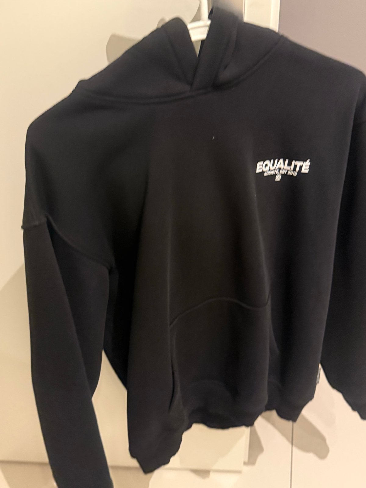 Zwarte Equalite hoodie - Maat S, Ophalen, Zwart, Zo goed als nieuw, Lange mouw