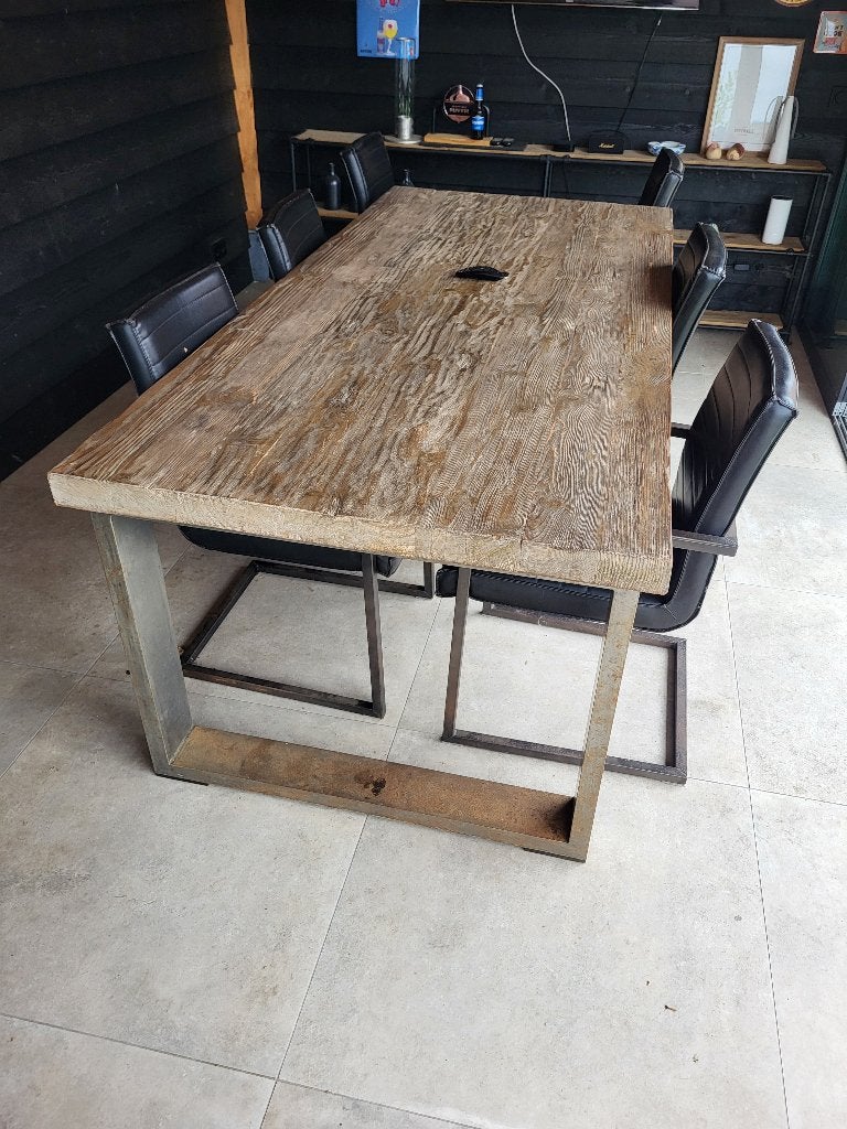 Robuuste tafel industrieel, Huis en Inrichting, Tafels | Eettafels, Ophalen, Gebruikt, 200 cm of meer, 50 tot 100 cm