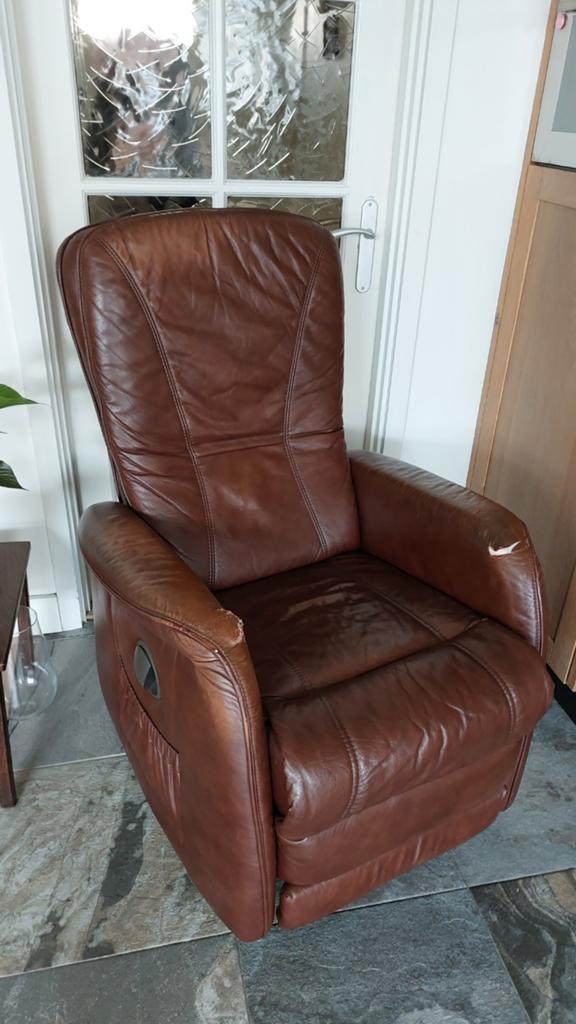 GRATIS - Himolla bruin leren relaxfauteuil (handmatig), Ophalen, Gebruikt, 50 tot 75 cm, Relaxfauteuil